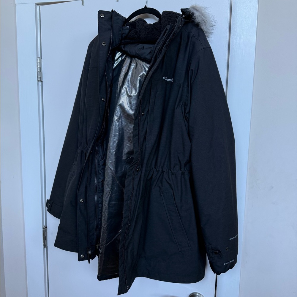 Columbia Women's Black Puffer Jacket